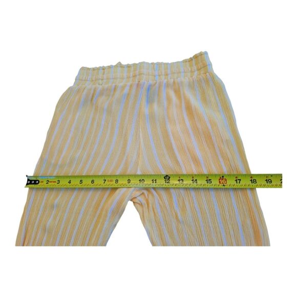 Soft Crinkly Beach Pants Butter Yellow Stretchy Pull On Drawstring Flowy size M - Picture 9 of 10